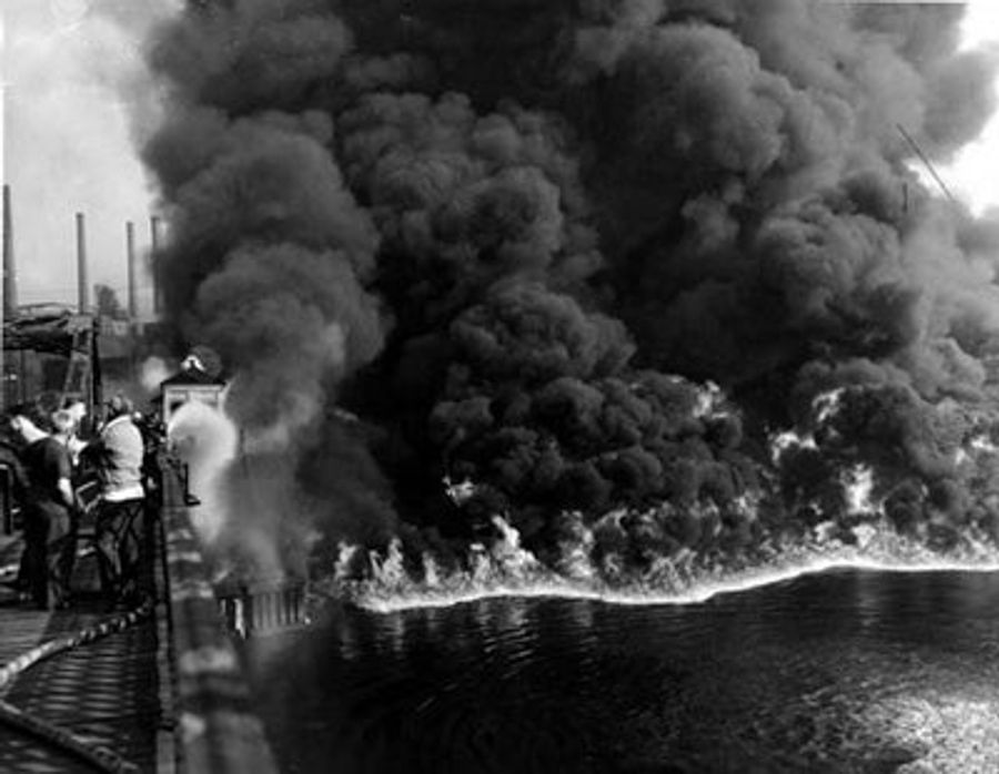 Your &quot;Red Moon Rising On The Cuyahoga River&quot; Heat-Cavs Open Thread