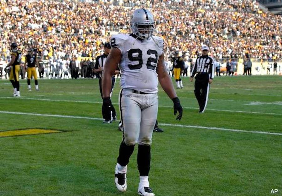 Richard Seymour Fined $25,000 For Sunday&#39;s Sucker-Punch