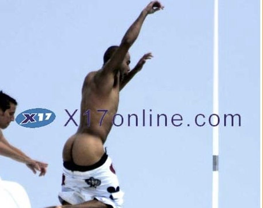 Tony Parker Makes Split From Eva Longoria Official-Official