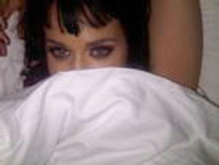 &quot;Nude Katy Perry&quot; Photos And Other Things We&#39;ve Been Offered Since The Favre Story