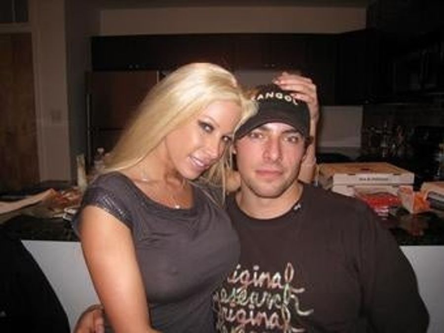 Anaheim Duck Joffrey Lupul Says Only A Fool Believes That's Favre's Dong