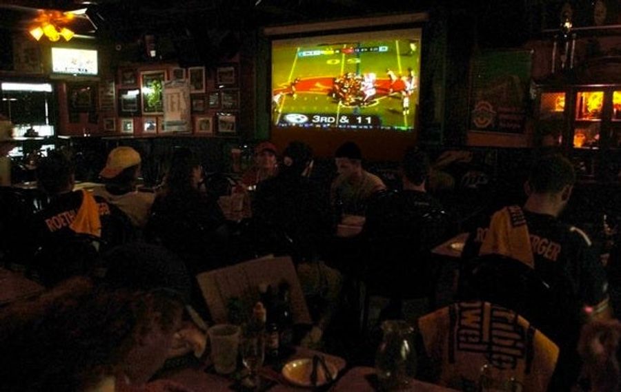 Getting Around Local NFL Blackouts, The Fun And Illegal Way