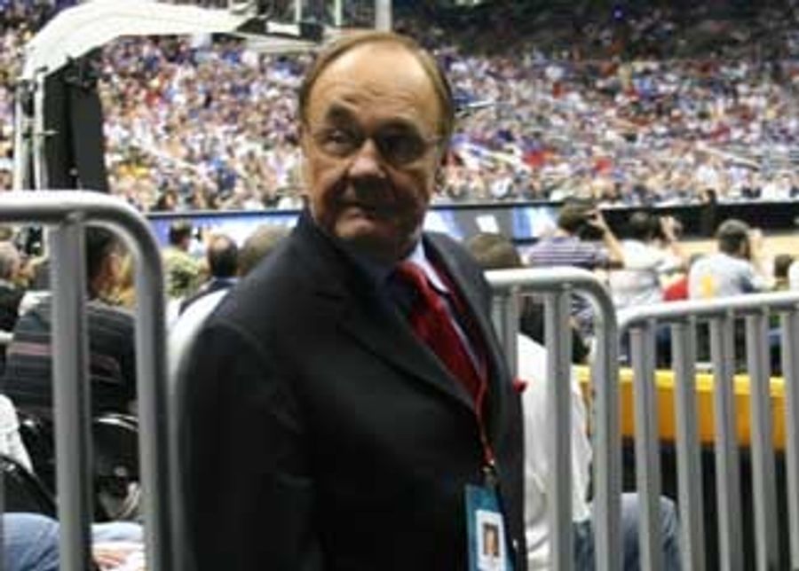 Dick Enberg Dabbling In Theater? Oh, My!