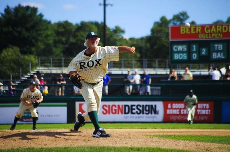 63-Year-Old Bill Lee Pitches, Wins