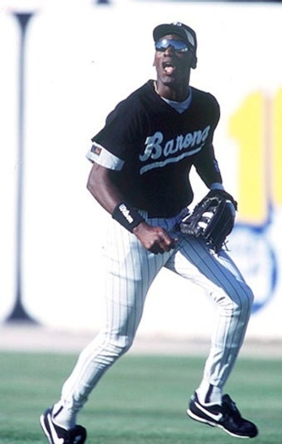 Terry Francona: The '94 Strike Is The Only Reason Jordan Returned To NBA