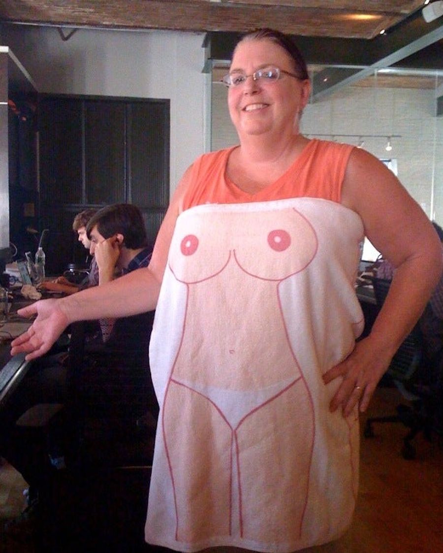 Say Hello To Grandma Babs, Deadspin