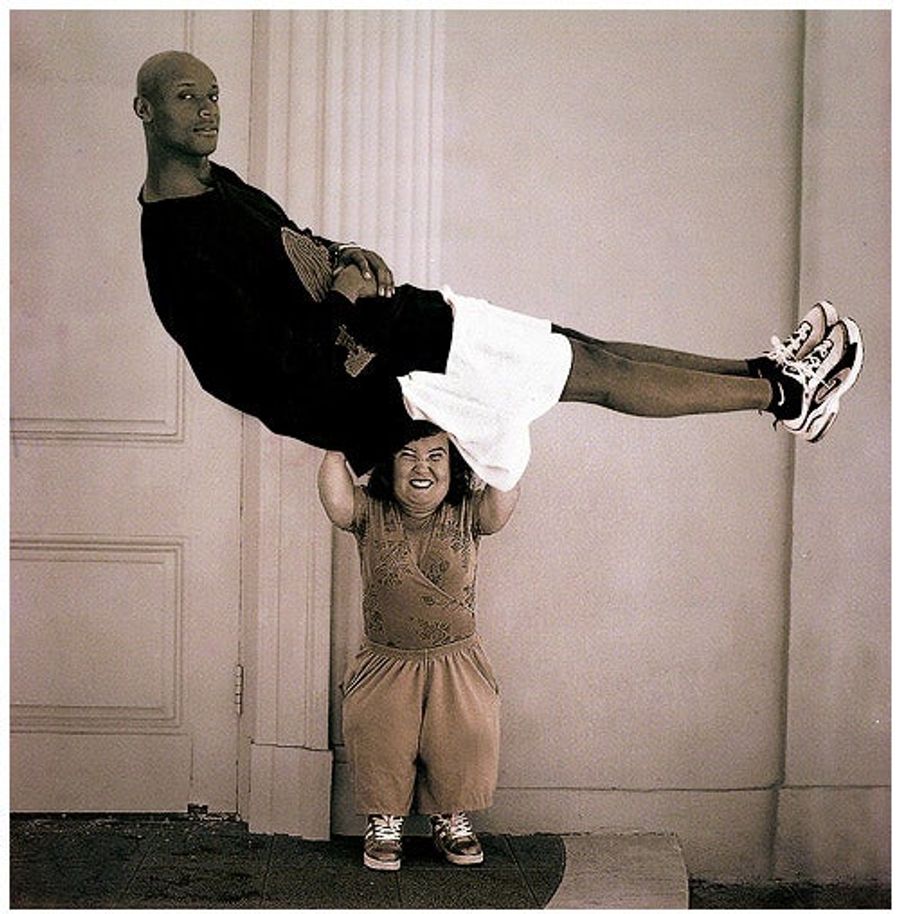 Lessons In Midget Hoisting Etiquette