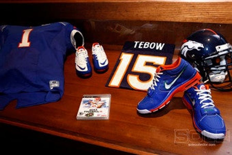 If Tebow&#39;s Tithing, the Lord Made <em>Bank</em> Off Nike Yesterday
