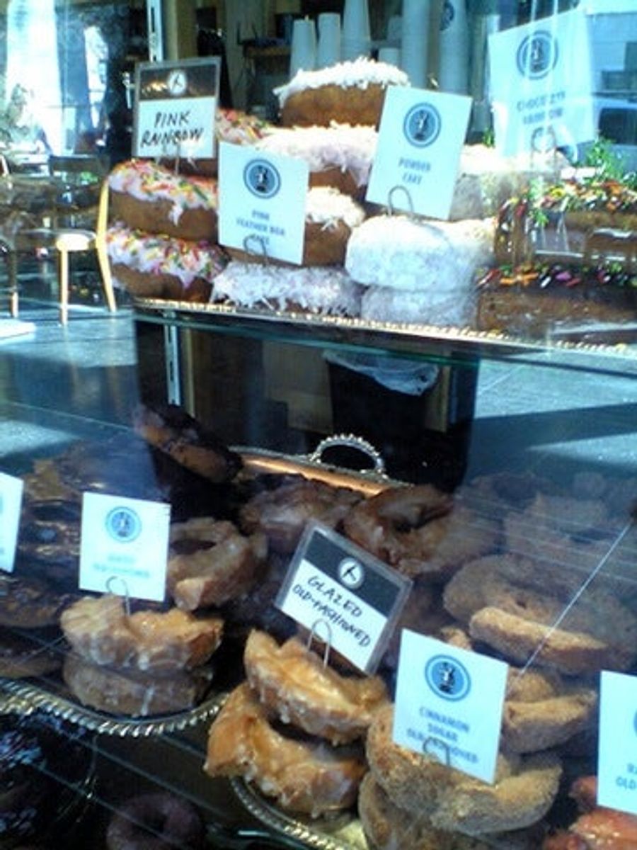Golden Tate Breaks Into Donut Shop Due To Maple Bar Addiction