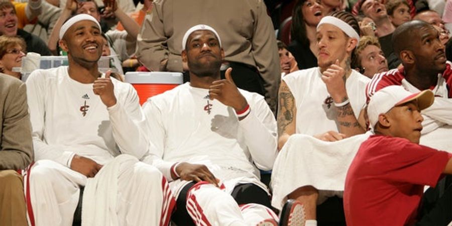 LeBron Watch, Day 12: What The Cavs Will Do About The Delonte West-Gloria James Rumor