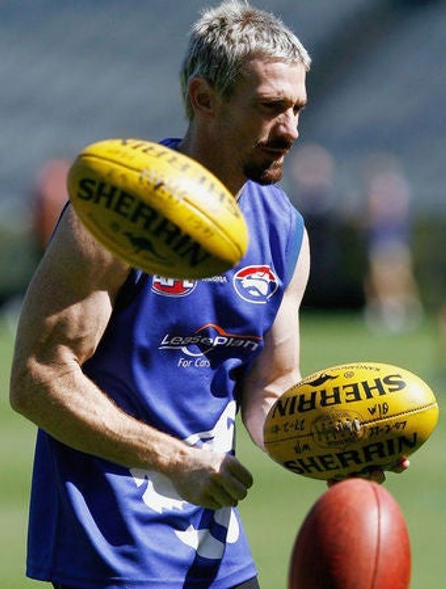 Australian Footballer Tells Gay Athletes To Stay In The Closet