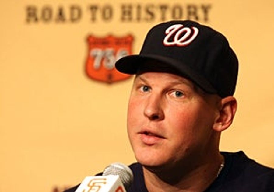 Dumb Honky Radio Guy Fired For Doing On Twitter What Everyone In Sports Talk Does On Air