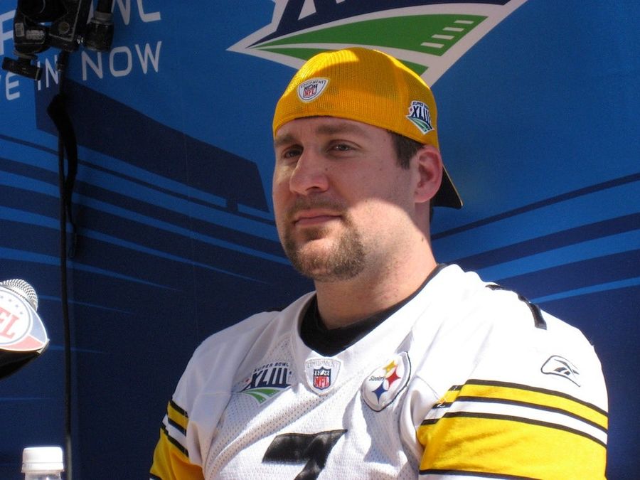 Yet Another Roethlisberger Incident: &quot;He Pulled His Pants Down&quot;