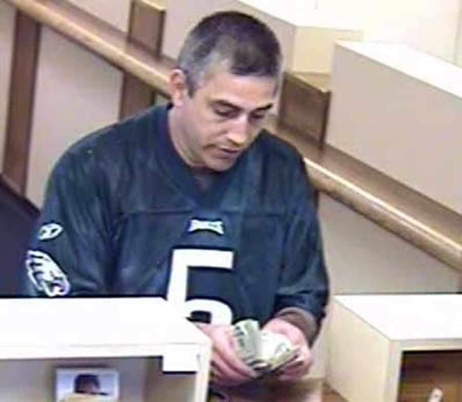 Donovan McNabb's Legacy Haunts Philly In Guise Of Bank Robber