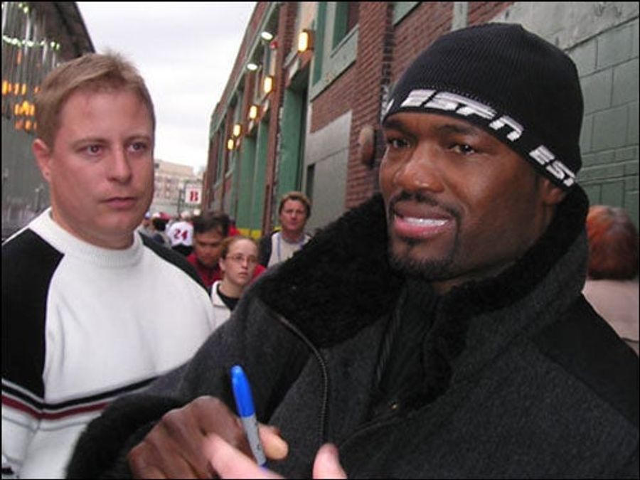I Was There, Spring Break Edition: Breaking Stuff In Harold Reynolds's Hotel Room