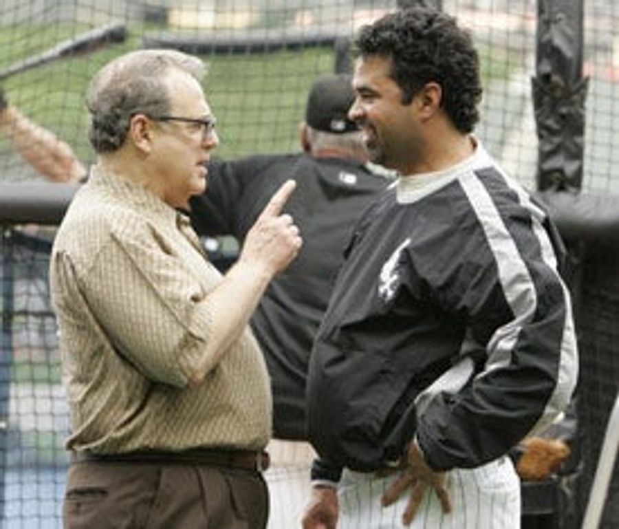 No Early Termination For Ozzie, Reinsdorf