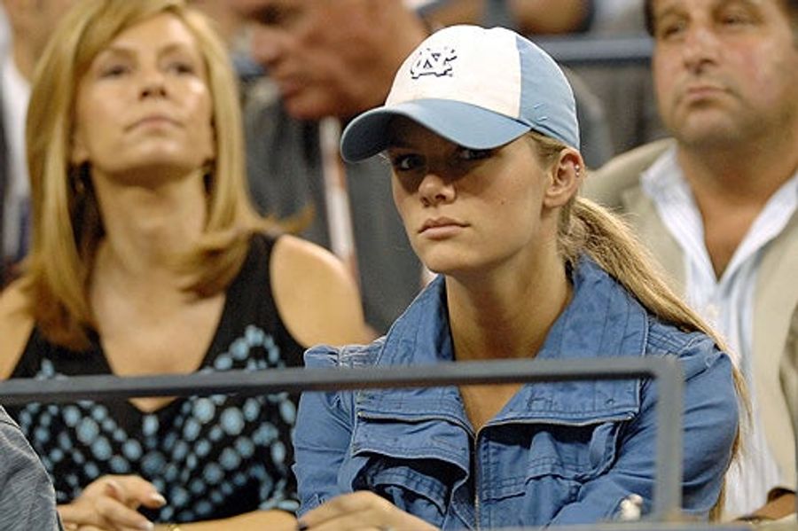 Roddickless: Even <em>Sports Illustrated</em> Prefers Brooklyn Decker To Her Husband