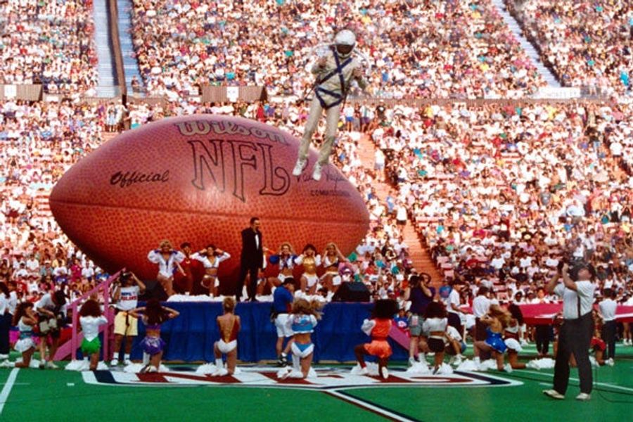 Super Bowl Comment Party