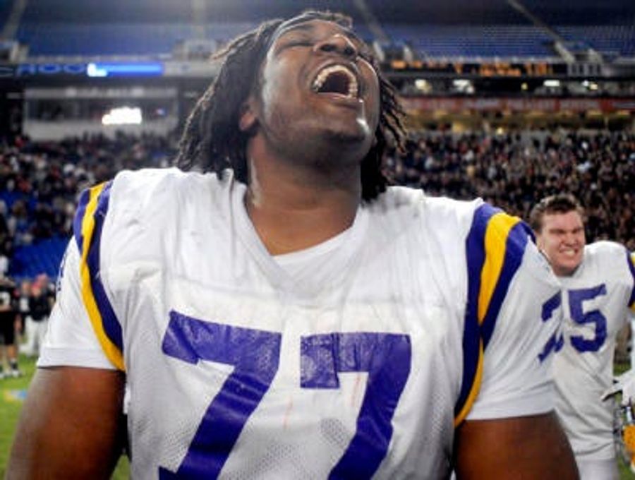 Seantrel Henderson Won Signing Day