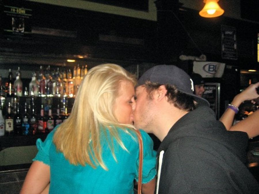 The One Where Some Vindictive Lady Sends Us Pictures Of Matthew Stafford Making Out With His Girlfriend