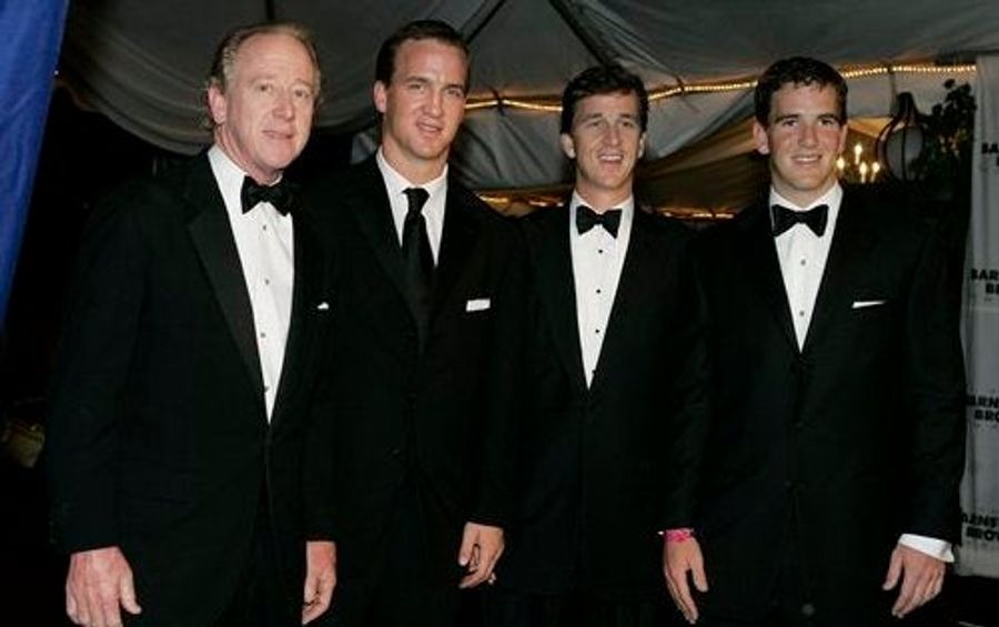 Super Bowl Subplot #1: Those Manning Boys