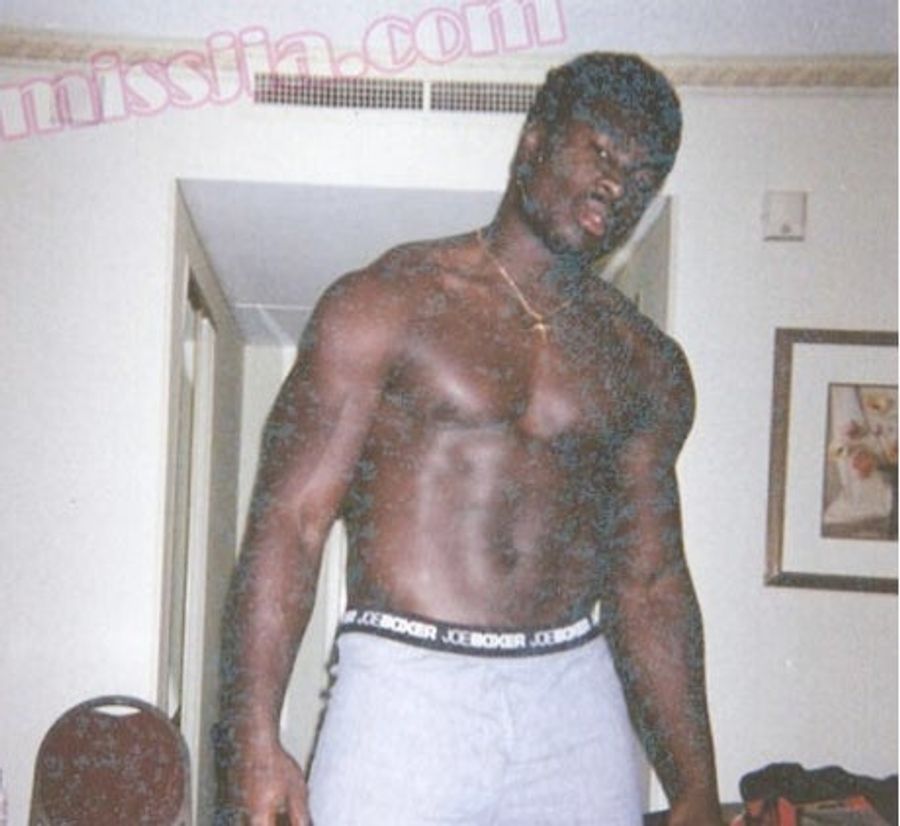 Falcons Player Lawyers-Up Against Websites That Claim He Used To Boink A Dude