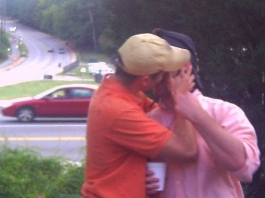 Dude, You&#39;re Making Out With A Dude
