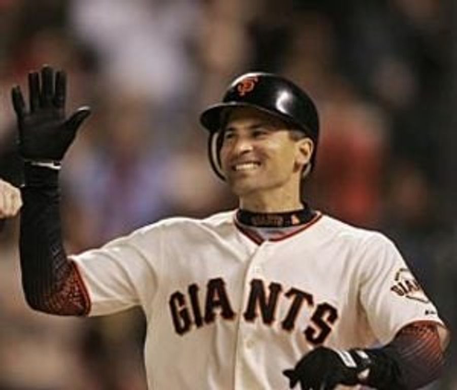 Former Bonds Teammate To Battle Ornery Muscular Animal