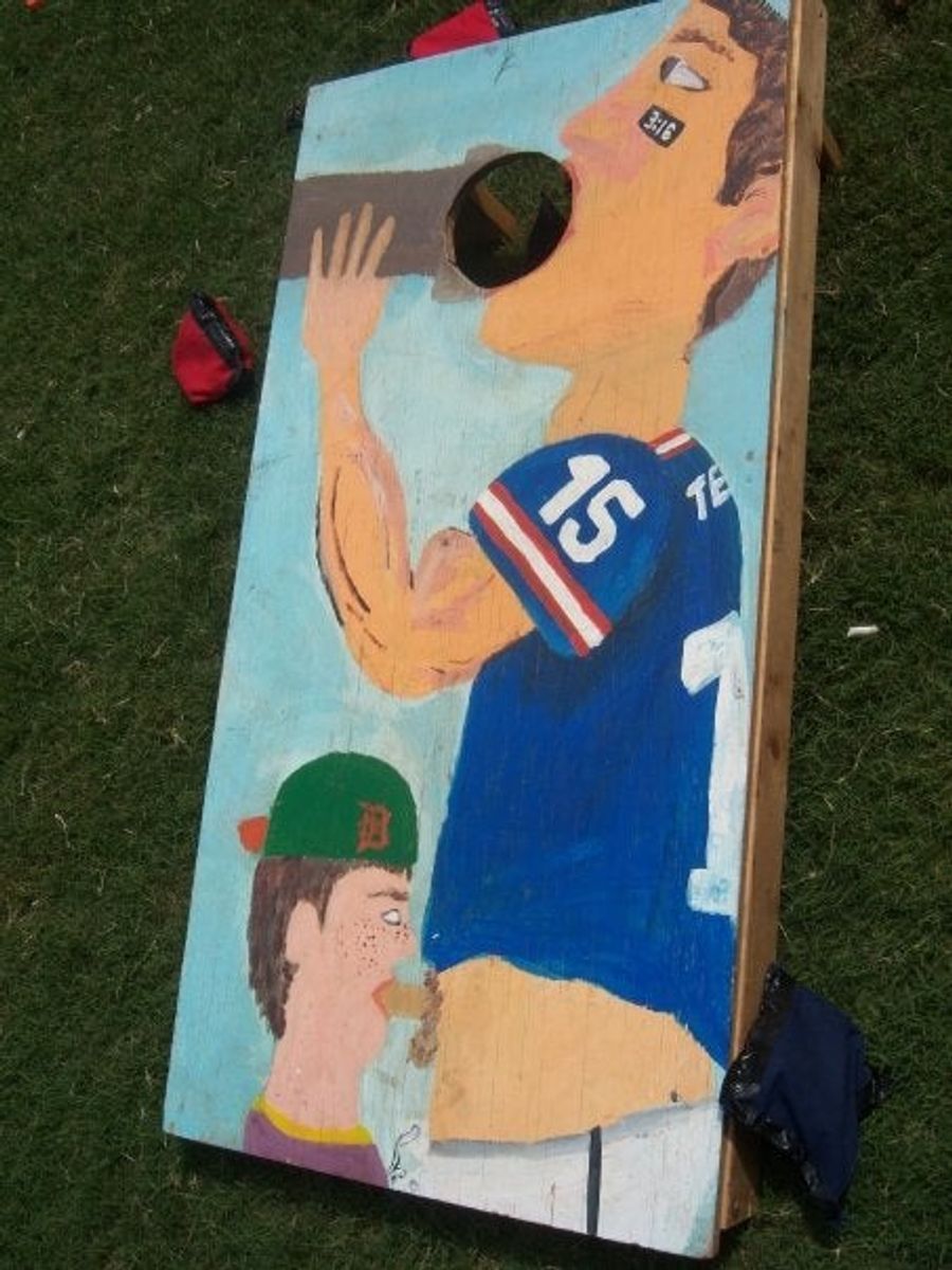 The One Where Tim Tebow Gets Cornholed
