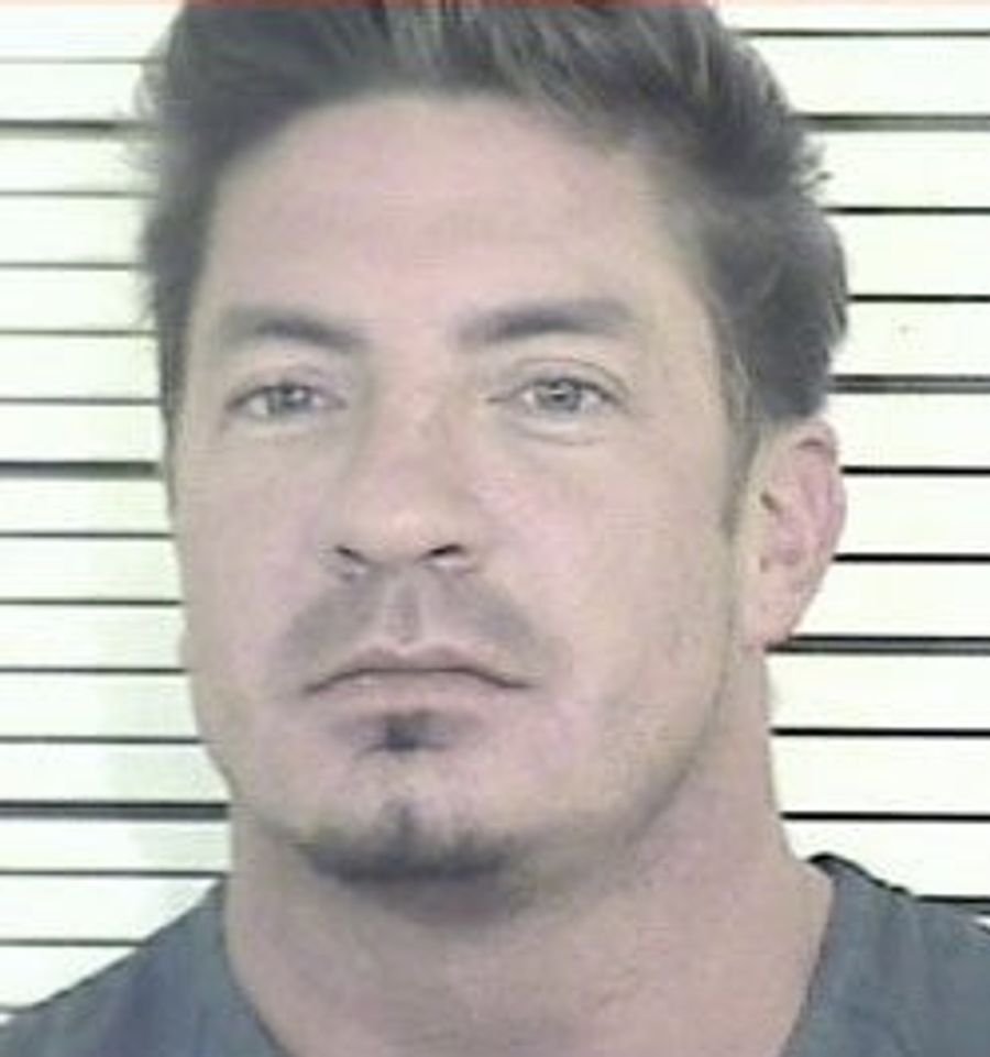 Cops: Former WCW Champ Made His Girlfriend Tap Out