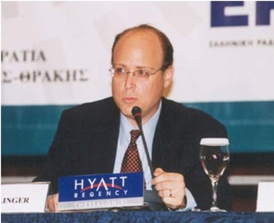 <em>National Review</em> Guy Is Tired Of All Those Lefty Sportswriters Who Don&#39;t Really Exist