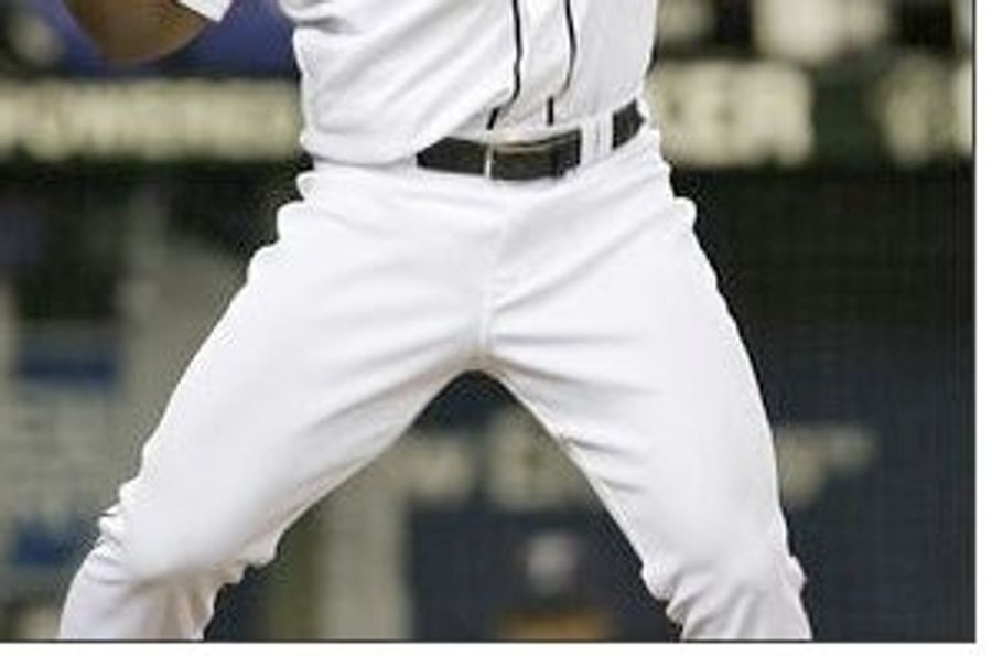 Ken Griffey Jr. Helps Welcome Adrian Beltre Back After Testicle Mishap