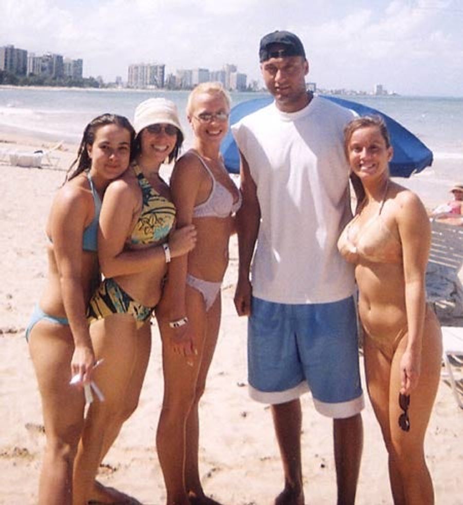Derek Jeter's Glove is Only Useful For Fielding Trim