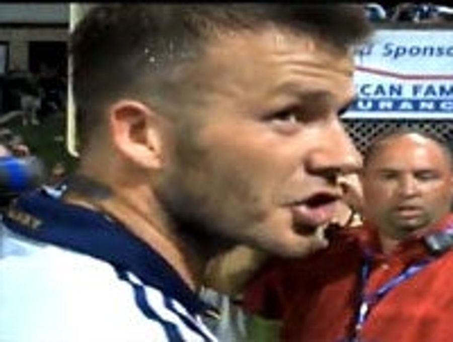 David Beckham&#39;s Hecklers Not So Tough After All