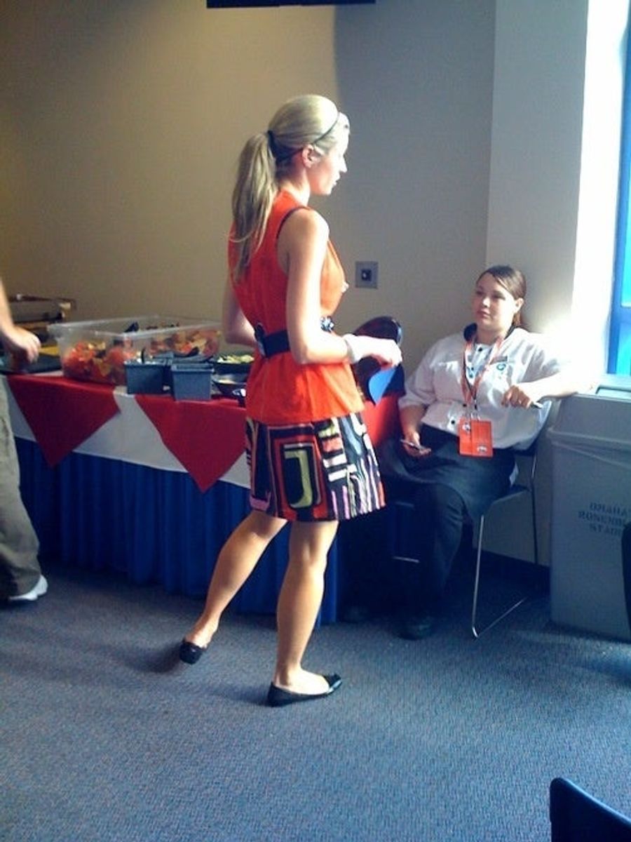 Erin Andrews Digs The Taco Bar And Other Things