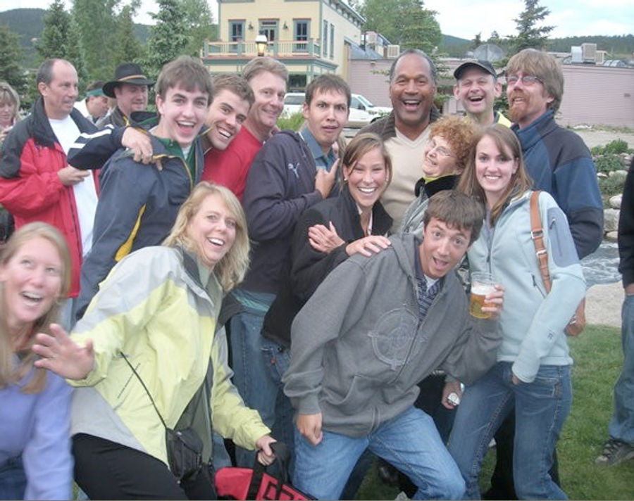 Hey! There's O.J.! Let's See If He'll Pose For A Photo With Us!