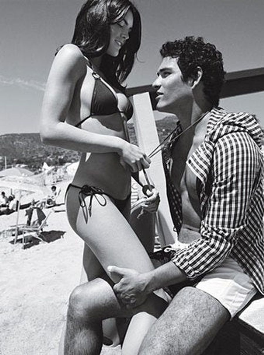 Mark Sanchez Got More Than Free Trunks Out Of That Photo Shoot