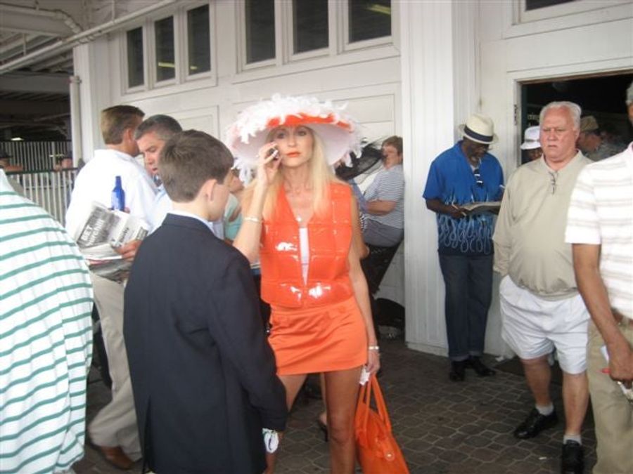 Pitino's (Alleged) Extortionist Sure Does Like Her Big Hats