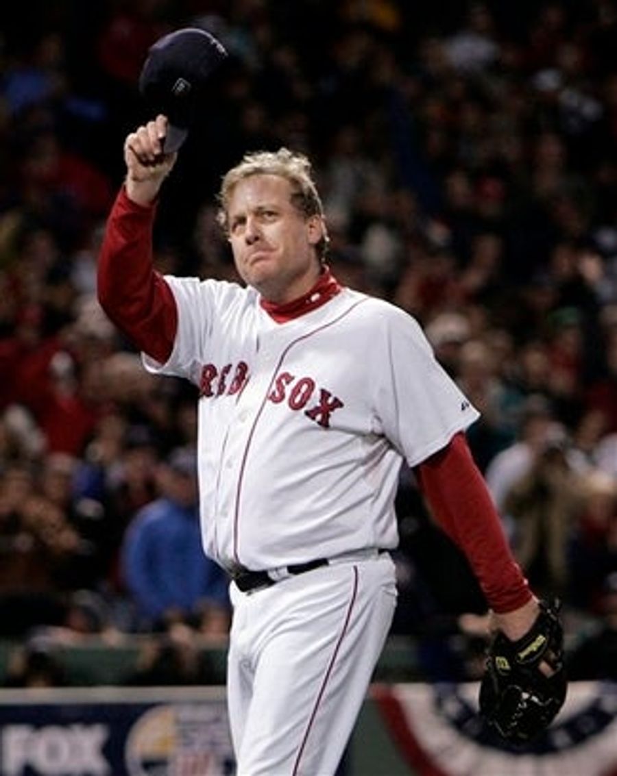 Curt Schilling Denies Cubs Rumors, Sort Of