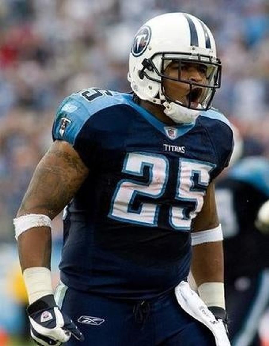 LenDale White May Or May Not Beat You With His Belt