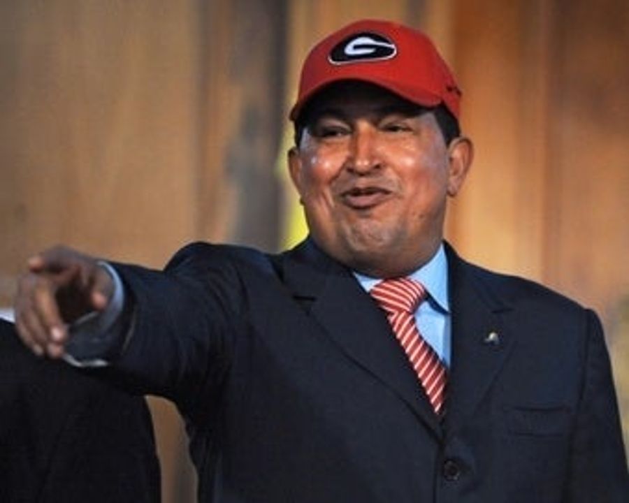 Hugo Chavez Loves His Dawgs?