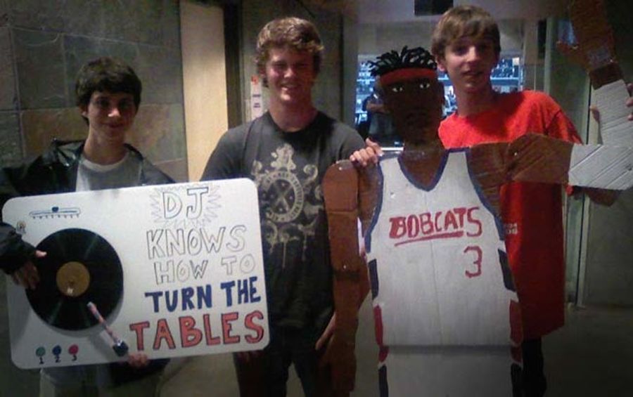 Bobcats Overcome Confusing Sign To Beat Pacers