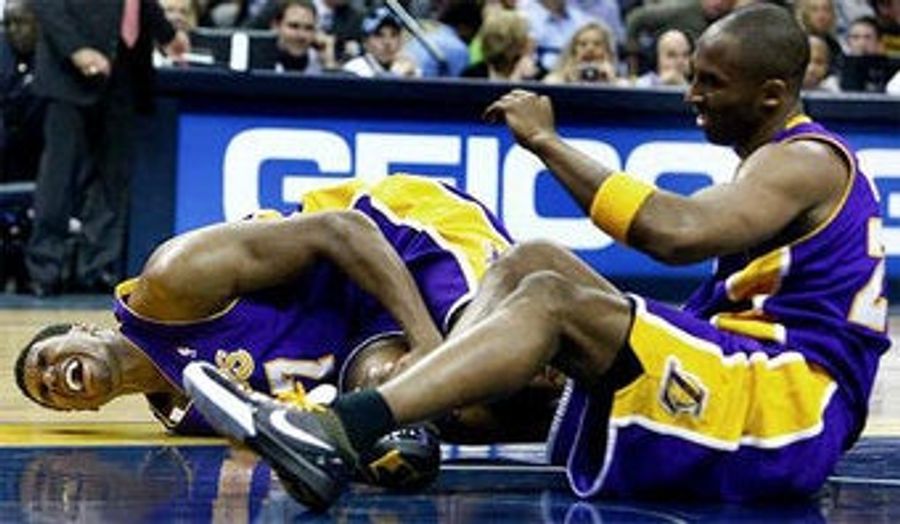 Andrew Bynum Downgraded To "Unnecessary"