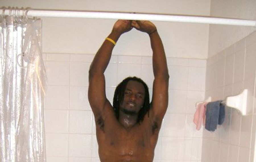 Santonio Holmes Became A Great Receiver Because He Used To Beat Rabbits To Death