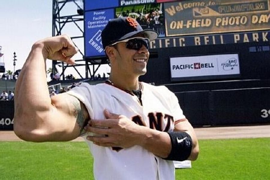 Meet The Man Who Will Testify Against Barry Bonds