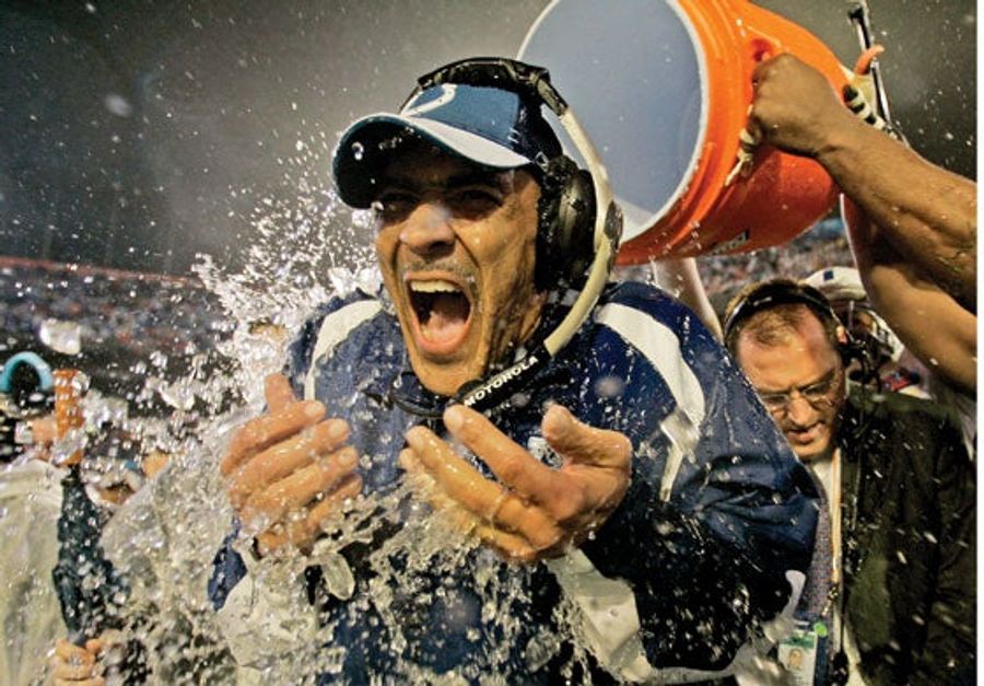 Tony Dungy Bids Adieu