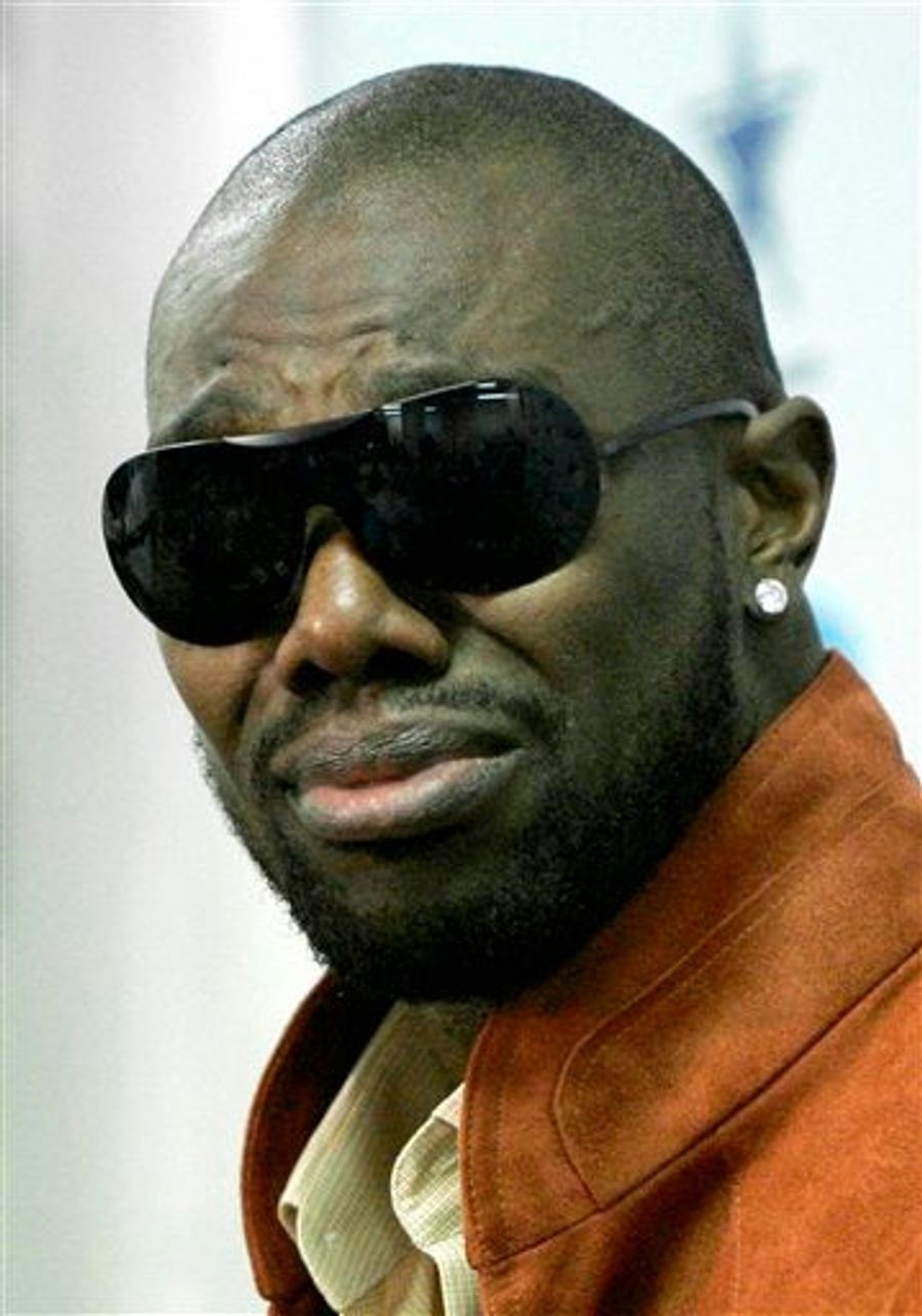 According To Many, The Cancer That Is T.O Should Be Shot