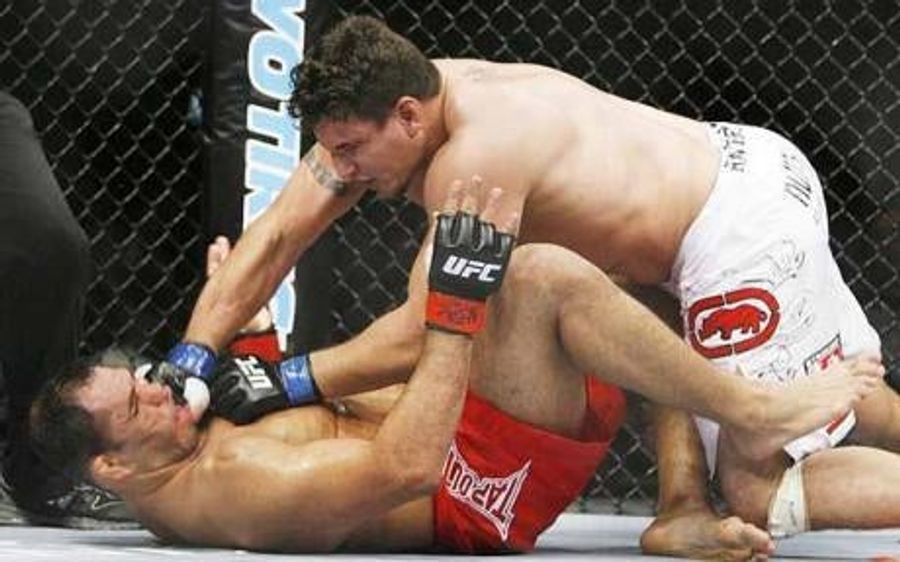 UFC 92 Closes 2008 With Bang, Thuds, and Series of Sickening Cracking Sounds