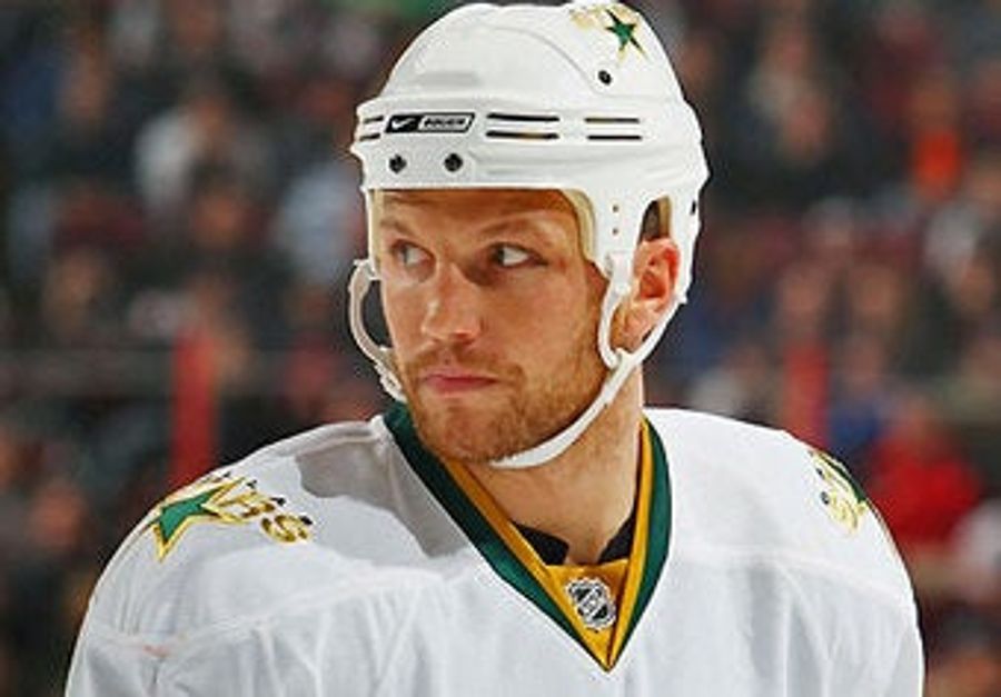 Sean Avery To Enjoy Nice Six-Game Vacation