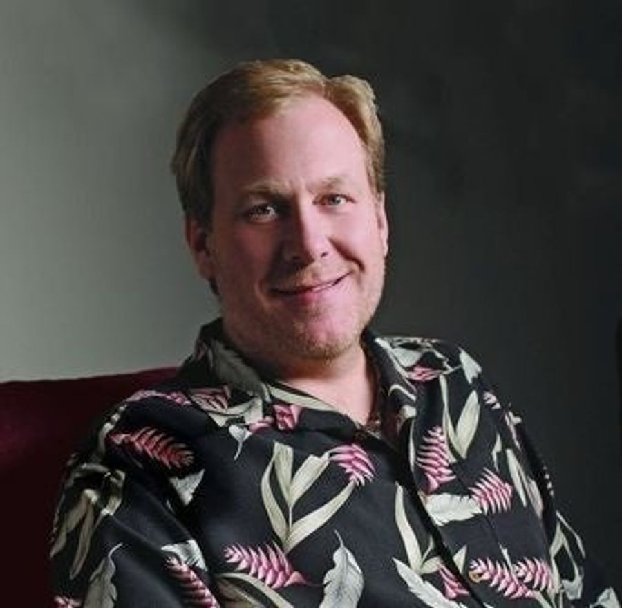 Curt Schilling Takes His Blog Diva-ness to WEEI